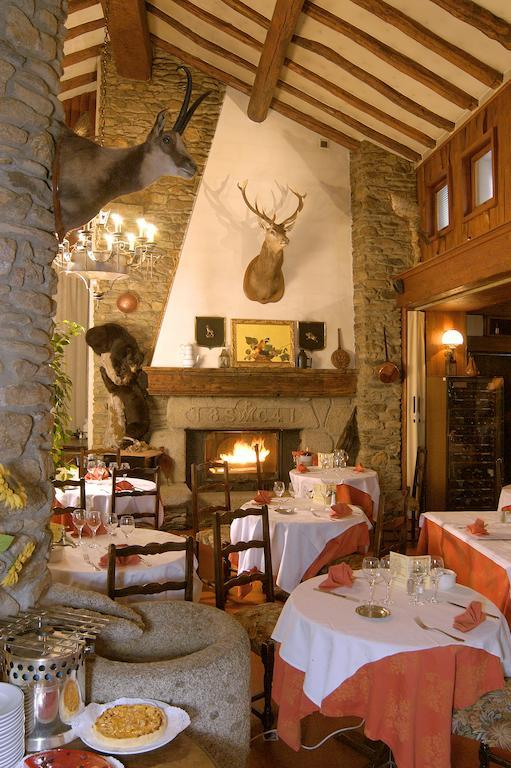 Logis Hotel Restaurant Planes Saillagouse Ngoại thất bức ảnh
